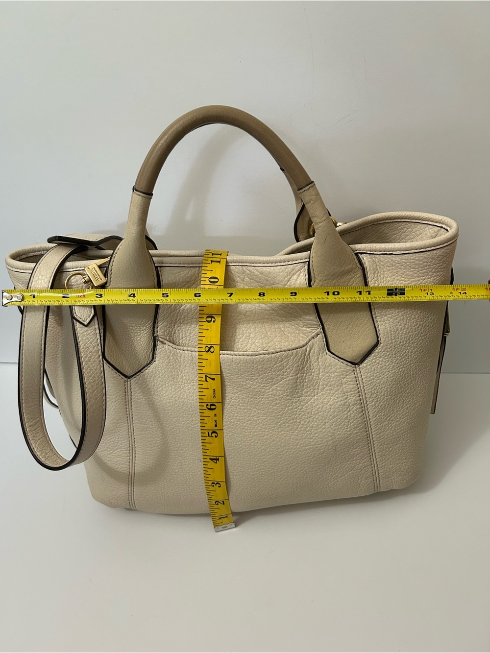 Aimee Kestenberg Pebbled Cream Leather Satchel/Crossbody with Gold Hardware - Picture 13 of 16